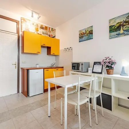 Beachfront Free Parking-pool 50m From Sea * Кьоджа