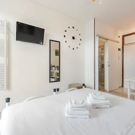 Beachfront Free Parking-pool 50m From Sea *