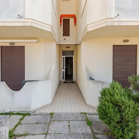 Beachfront Free Parking-pool 50m From Sea * Кьоджа