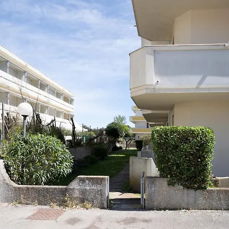 Apartman Beachfront Free Parking-pool 50m From Sea Chioggia