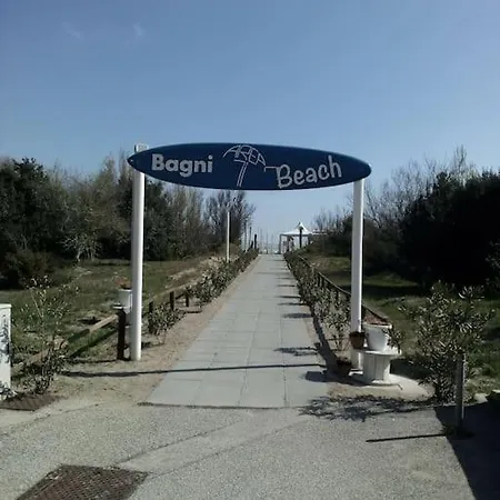 Beachfront Free Parking-pool 50m From Sea Apartment *