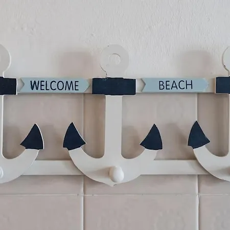 Beachfront Free Parking-pool 50m From Sea Appartamento