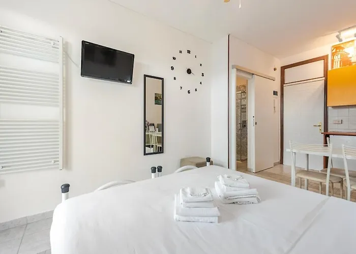Beachfront Free Parking-pool 50m From Sea *